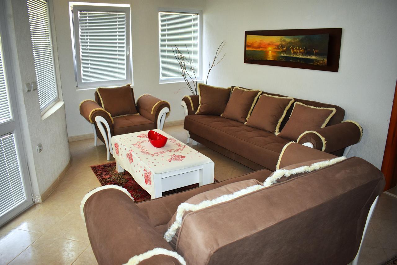 Guest House Aldin อุลซิน ภายนอก รูปภาพ